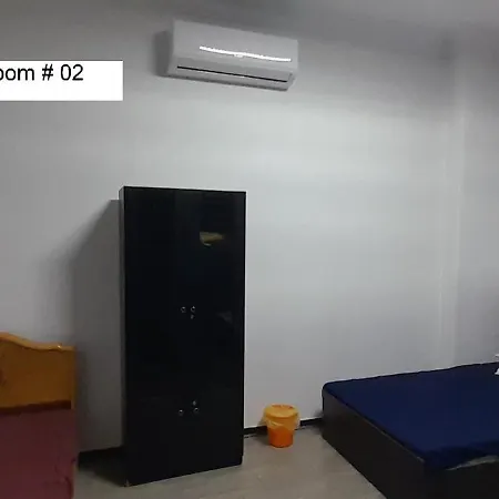 Rooms, Shared Apartment With A Separate Private Entrance In Nasr City,Cairo,Egypt Near The New Malaysian Students Building, The Abana, Al-Fajr Institute For Teaching Languages 15 Min From Cairo International Airport, 25 Min Downtown And 40 Min To Pyr Exterior photo