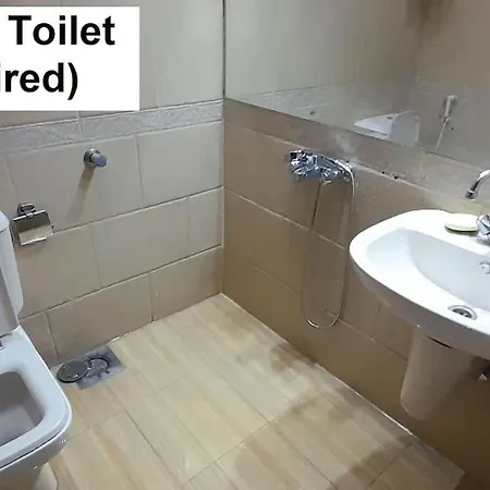 Rooms, Shared Apartment With A Separate Private Entrance In Nasr City,Cairo,Egypt Near The New Malaysian Students Building, The Abana, Al-Fajr Institute For Teaching Languages 15 Min From Cairo International Airport, 25 Min Downtown And 40 Min To Pyr Exterior photo