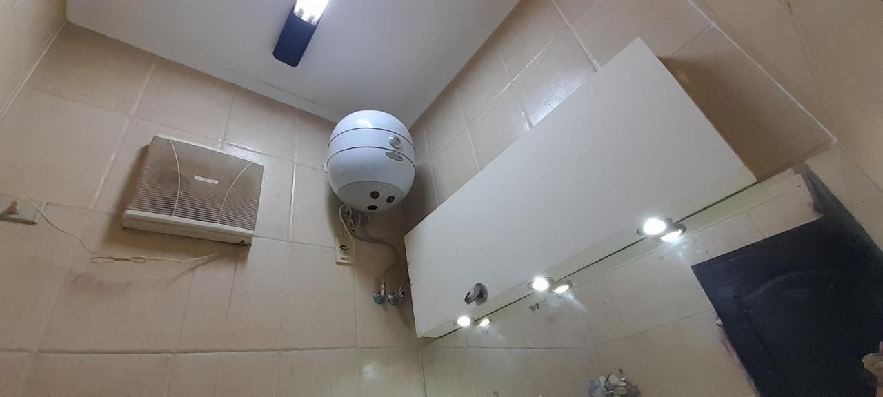 Accommodatie bij particulieren Rooms, Shared With A Separate Private Entrance In Nasr City,cairo,egypt Near The New Malaysian Students Building, The Abana, Al-fajr Institute For Teaching Languages 15 Min From International Airport, 25 Min Downtown And 40 Min To Pyr Caïro