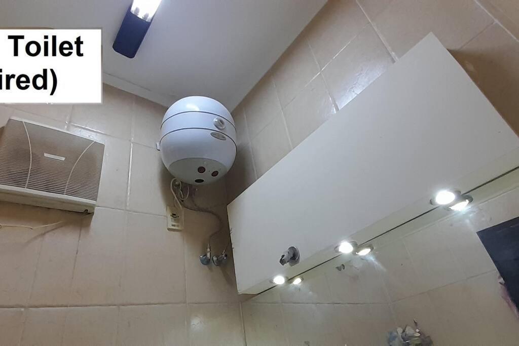Rooms, Shared With A Separate Private Entrance In Nasr City,cairo,egypt Near The New Malaysian Students Building, The Abana, Al-fajr Institute For Teaching Languages 15 Min From International Airport, 25 Min Downtown And 40 Min To Pyr Caïro