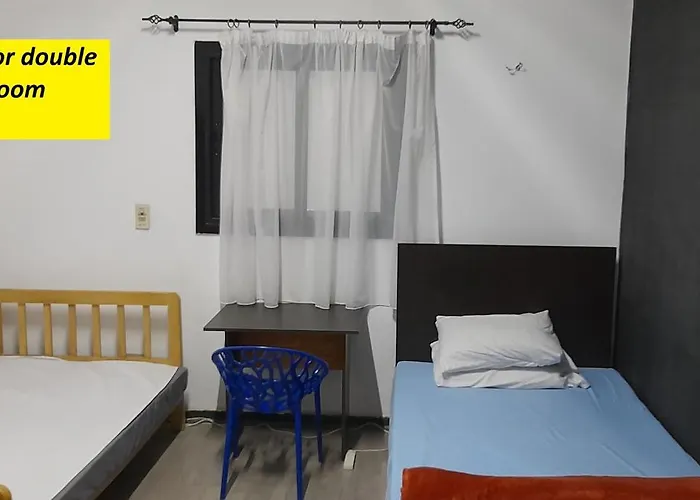 Rooms, Shared Apartment With A Separate Private Entrance In Nasr City,Cairo,Egypt Near The New Malaysian Students Building, The Abana, Al-Fajr Institute For Teaching Languages 15 Min From Cairo International Airport, 25 Min Downtown And 40 Min To Pyr