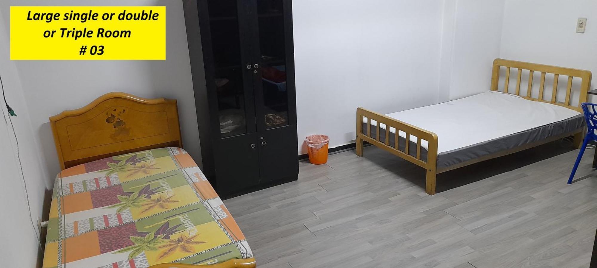 Проживання в сім'ї Rooms, Shared With A Separate Private Entrance In Nasr City,cairo,egypt Near The New Malaysian Students Building, The Abana, Al-fajr Institute For Teaching Languages 15 Min From International Airport, 25 Min Downtown And 40 Min To Pyr *